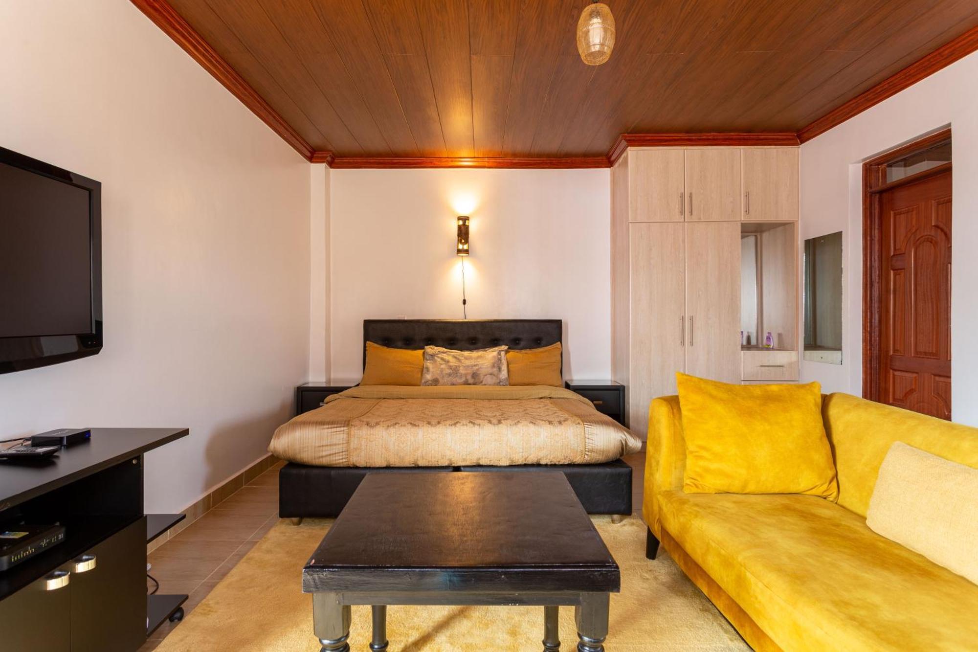 Penthouse Rooftop Studio With King Bed 나이로비 외부 사진